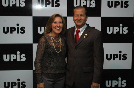 Foto: DSC_5213.jpg
Criada em : 20/09/2025 15:42:42
Peso : 72109 bytes
Dimens&atilde;o : 450 X 298 pixel
Cores : 
Foto = 20